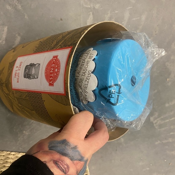 Once Upon A Time Scentsy Diffuser Shade - Picture 6 of 7